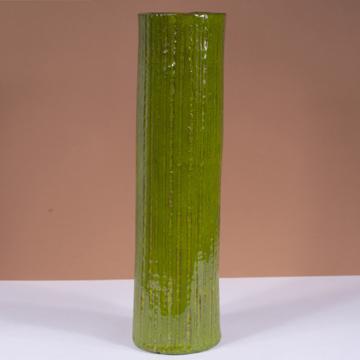 Vase Fût en faïence façonnée, vert péridot [1]