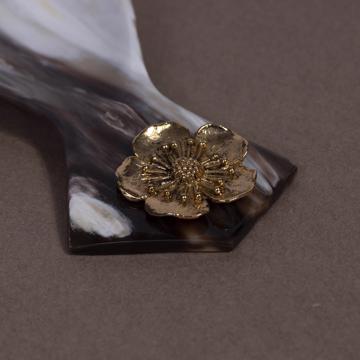 Tea Pod in Horn, gold, sakura [4]