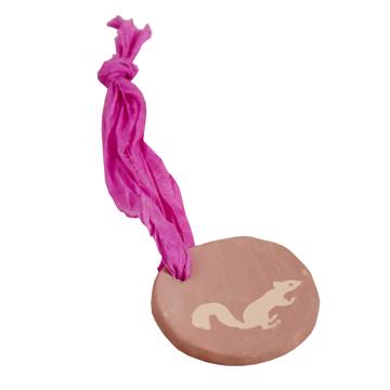 Squirell Fragrance Medal in earthenware, light purple, fig [3]