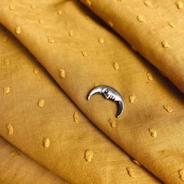 Pin's Lune en cuivre , argent [2]