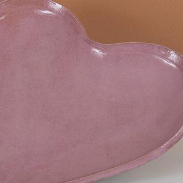 Assiette Cœur en grès estampé, rose clair [2]