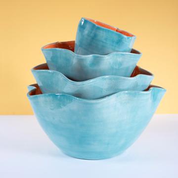 4 wave salad bowls in turned earthenware