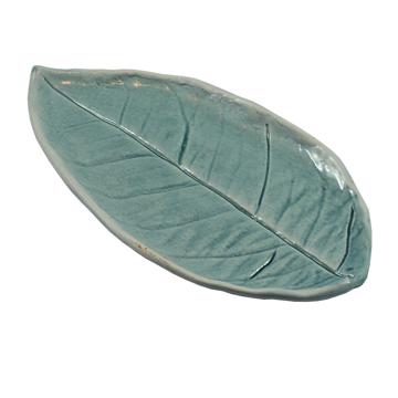 Lemon leaf in earthenware