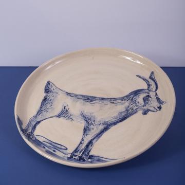 Assiette Forêt Bleue en faïence tournée, bleu foncé, chèvre [1]