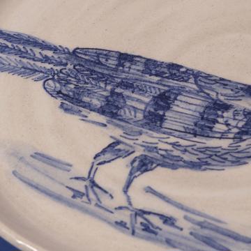 Assiette Forêt Bleue en faïence tournée, bleu foncé, huppe [5]