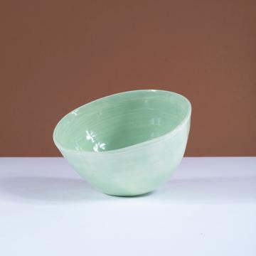 Round Bowl in earthenware