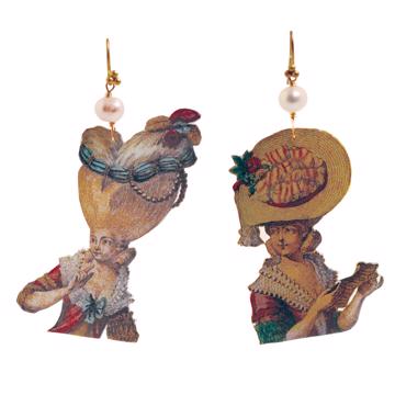 Boucles d'oreilles Marquises en découpage, jaune paille, oreille percée