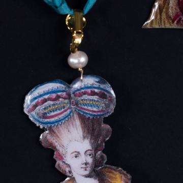 Boucles d'oreilles Marquises en découpage, brun, oreille non percée [2]