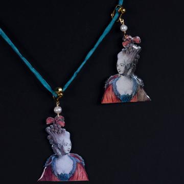 Marquises Earrings in decoupage, dark red, unpierced ear [1]