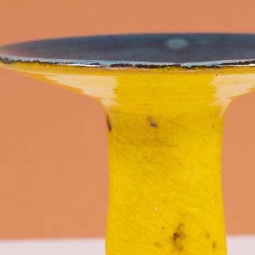 Spinning candlesticks in earthenware, yellow, 7,5 cm high [1]