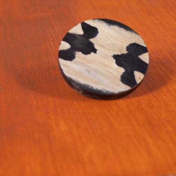 Bouton de porte Hirondelle en corne et laiton, noir, rond [1]