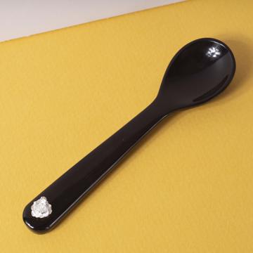 Cuillère à Oeuf en Corne