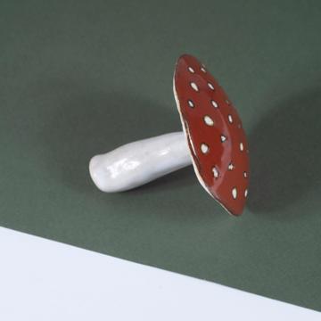 Champignons en grès, marron [1]