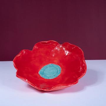 Flower deep plate in stamped earthenware