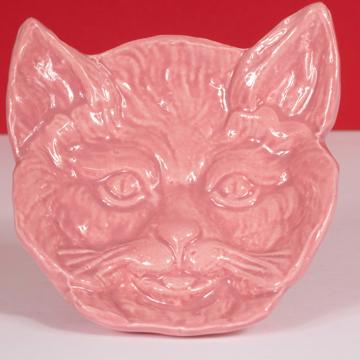Cat dish in stamped earthenware, light pink [2]