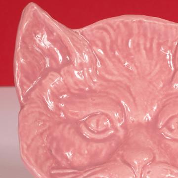 Cat dish in stamped earthenware, light pink [4]