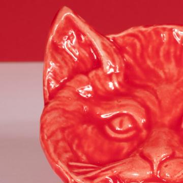 Cat dish in stamped earthenware, red  [8]