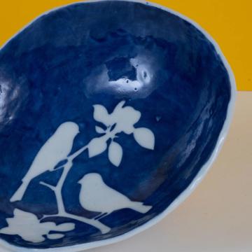 Coupelle Pochoir en porcelaine estampé, bleu foncé, oiseau [2]