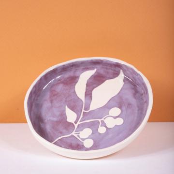 Berry dish in stamped earthenware