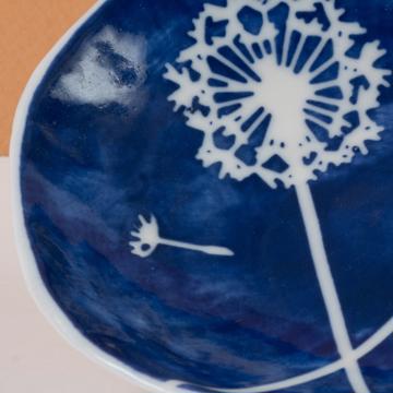 Coupelle Pochoir en porcelaine estampé, bleu foncé, pissenlit [2]
