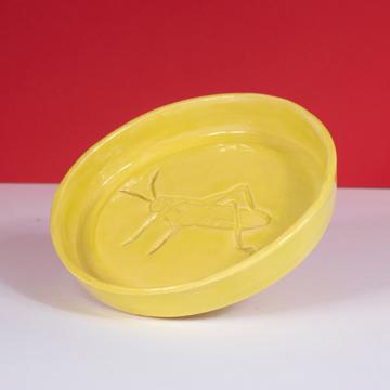Criquet dish in earthenware