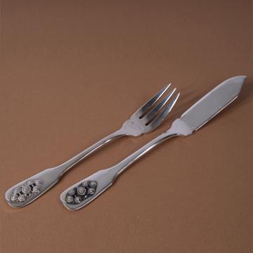 Passementerie fish cutlery fork in silver plated