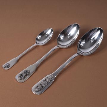 Cuillères Passementerie en métal argenté, argent, dessert [1]