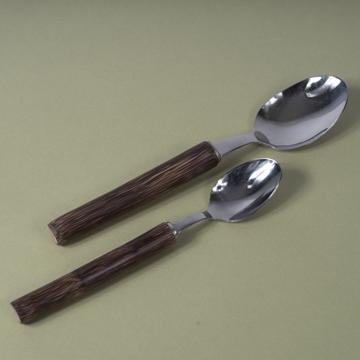 Reed spoons in stainless steel
