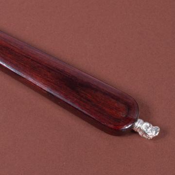 Rambouillet bottle opener in stamina, dark red [4]