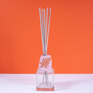 Diffuseur de Parfum Fougère en faïence et verre, rose clair, earl grey [1]