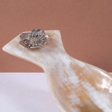 Tea Pod in Horn, silver, sakura [2]