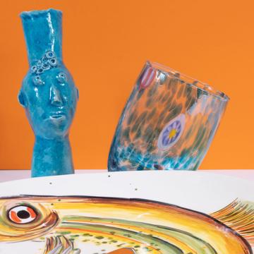 Tablescape with the Painted Fish plate, multicolor, set with 2 fish cutlery - kérylos design [2]