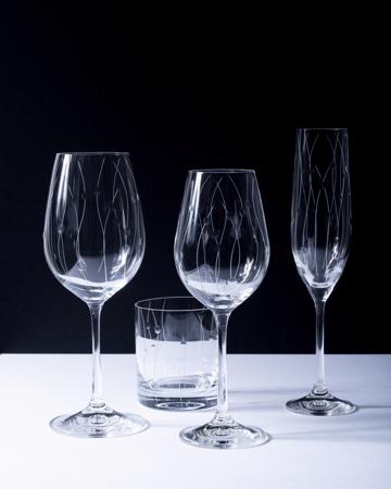 Wine & water glasses
