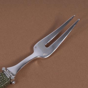 Galuchat snail fork  in real leather, dark green [4]