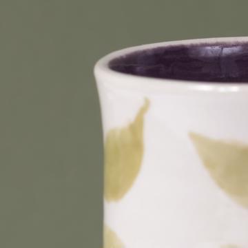 Leaves Cup in turned earthenware, purple [3]