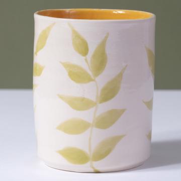 Leaves Cup in turned earthenware