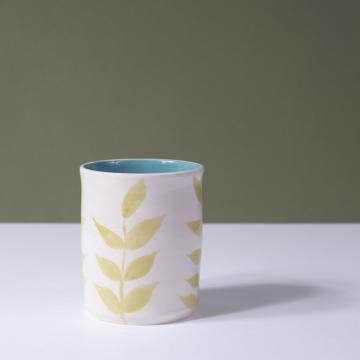 Leaves Cup in turned earthenware, sky blue