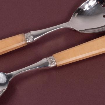 Kérylos Salad Set in boxwood, light yellow [2]