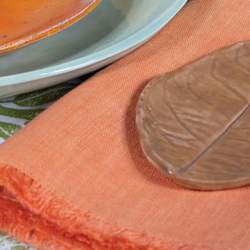 Table dressée avec l'assiette Alagoa, multicolore, ensemble avec 3 couverts - modèle bambou [3]
