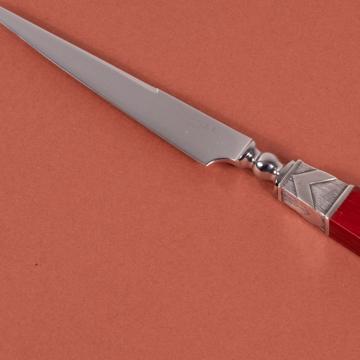 Coupe papier Neptune, rouge effet, lame coupante [2]
