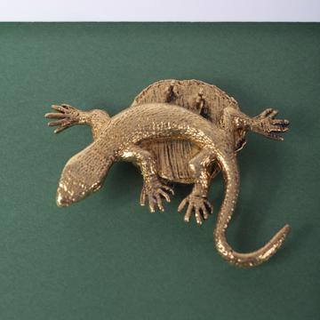 Porte carte Lézard en métal argenté ou doré, or [1]