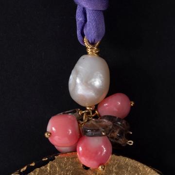 Pendentif Adam et Eve en découpage sur bois, multicolore [6]