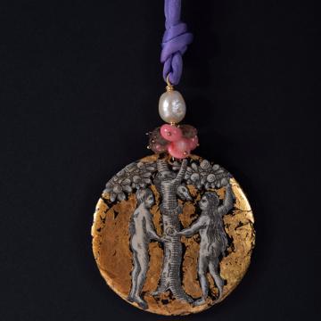 Pendentif Adam et Eve en découpage sur bois, multicolore [2]