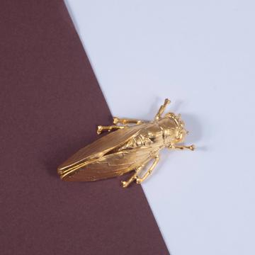 Grand pin's Cigale en métal doré ou argenté, or [1]