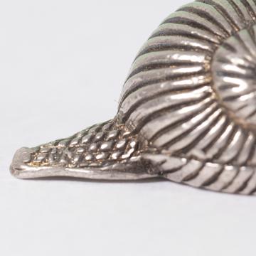 Snail knife rest in casted metal, silver [3]