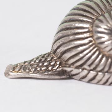 Porte couteau Escargot en métal patiné, argent [3]