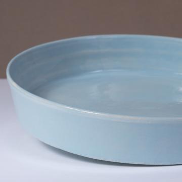 Crato dishes in turned Earthenware, light blue, 18 cm diam. [2]