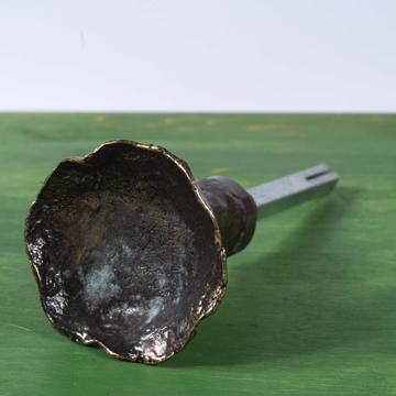Mushroom Handle in casted metal