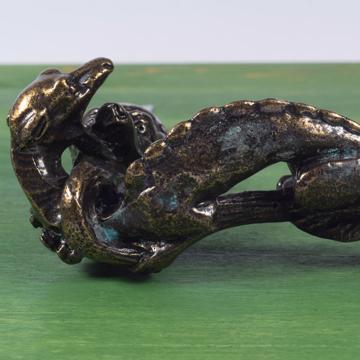 Poignée de porte Griffon en métal patiné, bronze, droite [2]