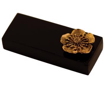 Horn Knife Rest and Charms in silver or gold plated, gold, sakura